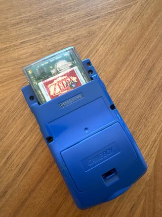 Game Boy Color Pikachu + 5 Juegos