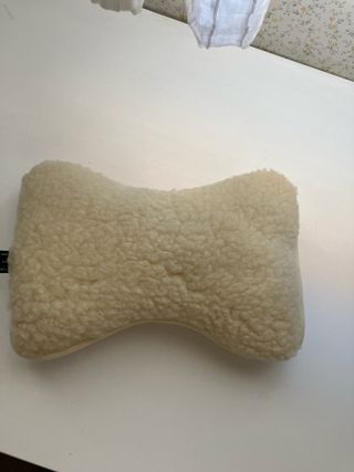 Cuscino in lana beige