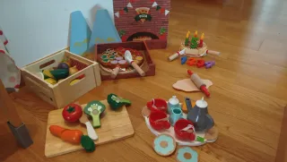 Cocina de juguete de madera