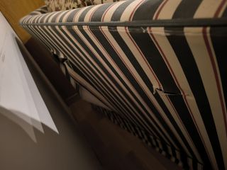 Sofá de 2 plazas tapizado