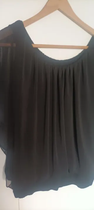 Blusa negra