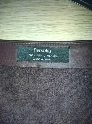 Vestito ecopelle bordeaux Bershka