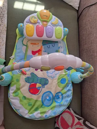 Tapete de juegos musical para bebé
