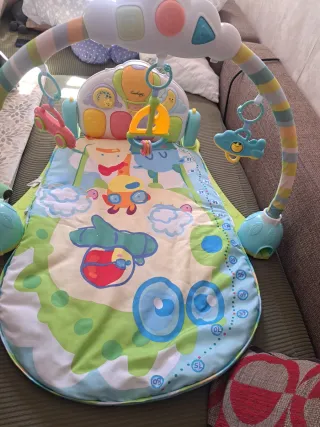 Tapete de juegos musical para bebé
