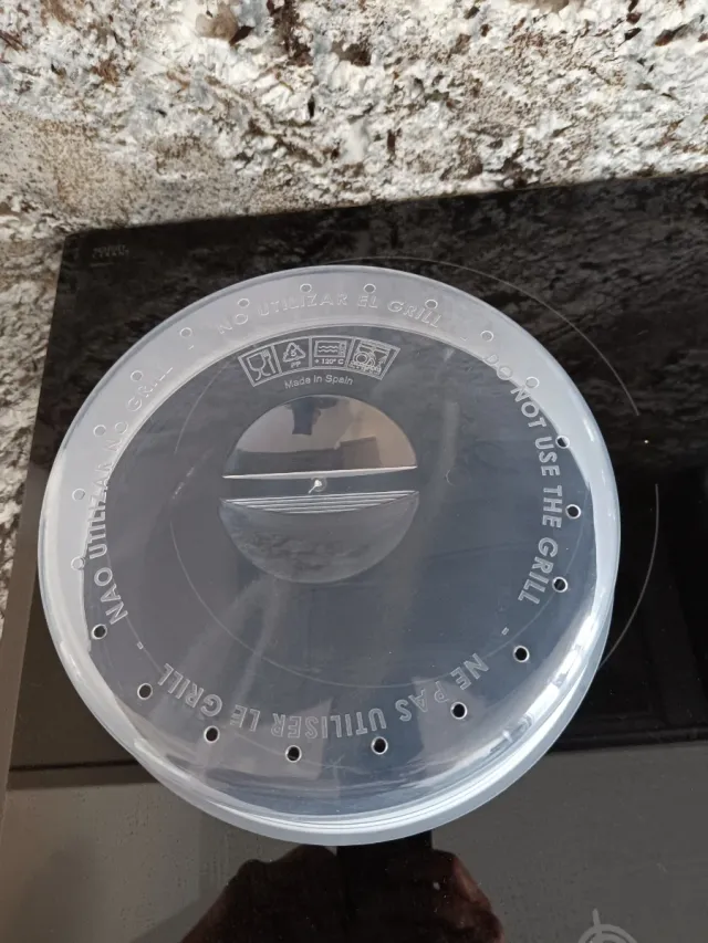 Tapa microondas para calentar alimentos