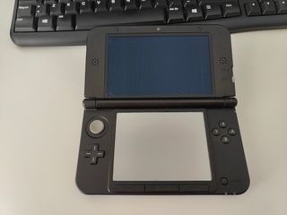 Nintendo 3ds xl + funda Zelda + Pokémon soulsilver