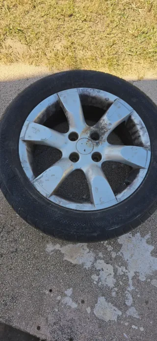 Llanta 16 Peugeot
