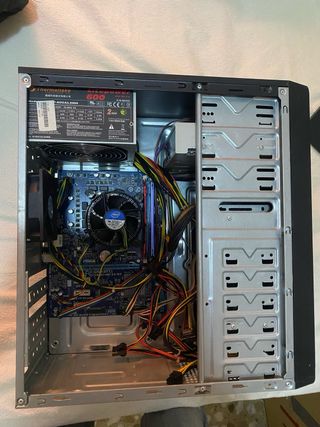 Torre PC Tacens Negra