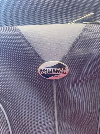 Maleta American Tourister Gris