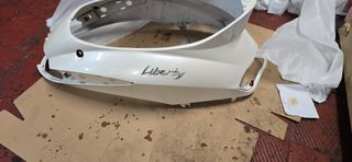 Tubo de Escape Piaggio Liberty

Escape.  Exhosto