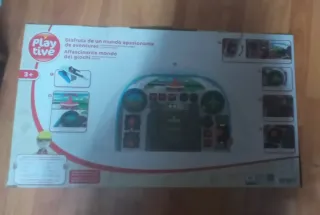 Simulador de vuelo madera juguete cabina avión.