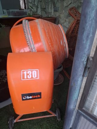 Hormigonera BeTeck 130L Naranja