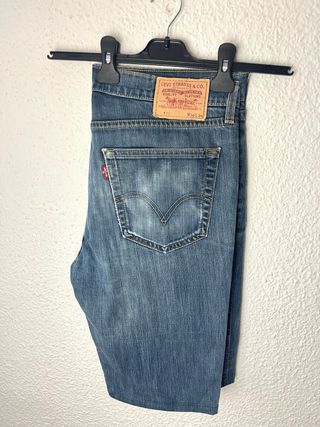 Pantalón Levi's 510 W36 L34 corto
