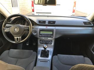 Volkswagen Passat 2010