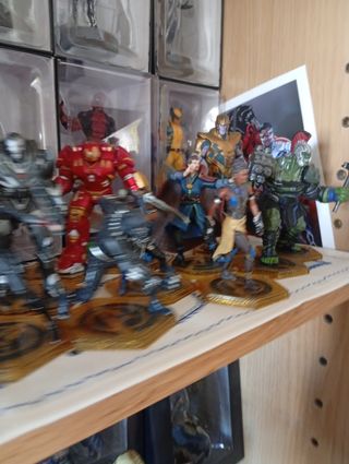 LOTE 17 FIGURAS MARVEL MOVIE 