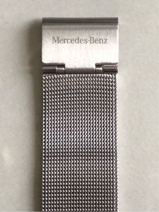 Reloj Mercedes Benz para mujer.
