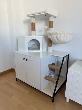 Casa per gatti a più livelli
