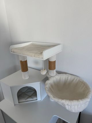Casa per gatti a più livelli