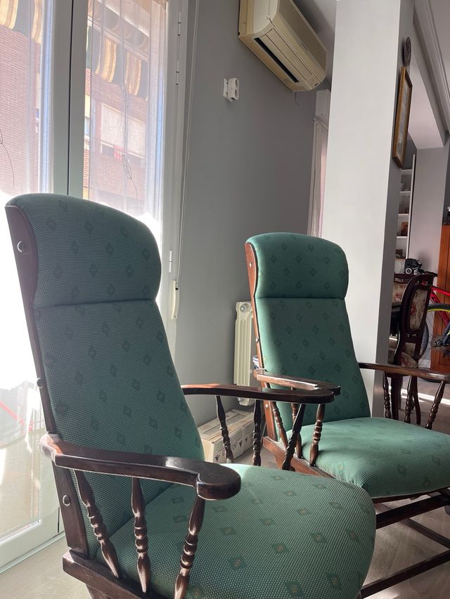 Par de Sillas Verdes de Salón COMO NUEVAS