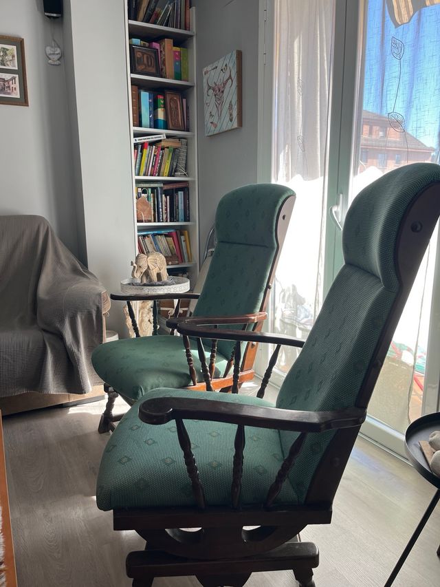 Par de Sillas Verdes de Salón COMO NUEVAS