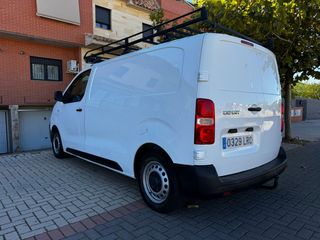 Peugeot Expert 2021