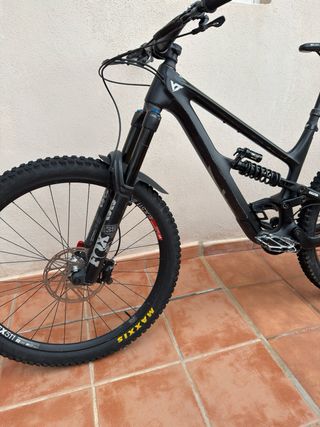 YT Industries Capra Core 3 CF Talla L
