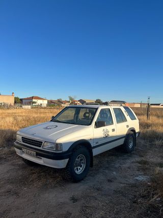 Opel Frontera 2.3