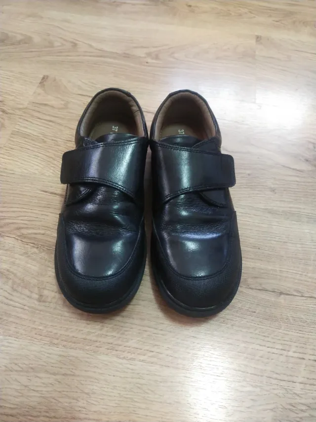 Zapatos negros talla 37