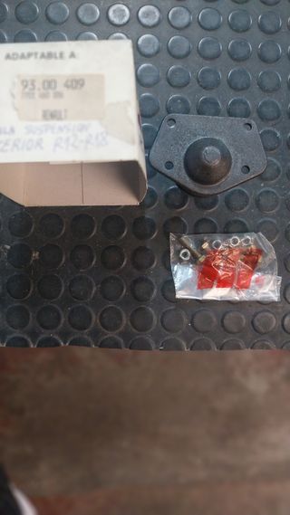 Rótula Suspensión Inferior R12-R18