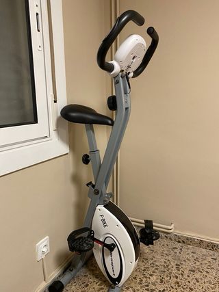 Bicicleta Estática Plegable Compacta