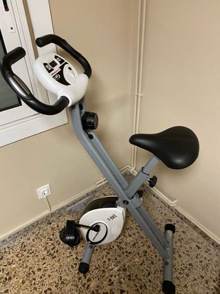 Bicicleta Estática Plegable Compacta