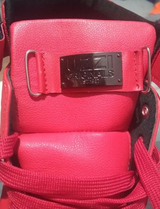 Zapatillas altas rojas unisex talla 44