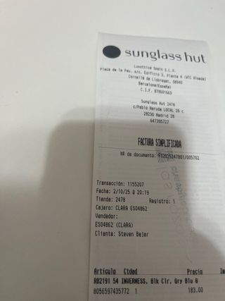 Gafas de sol Ray-Ban negras con borde trasparete