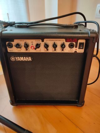 Pack Guitarra Yamaha EG112C + Ampli + Soporte
