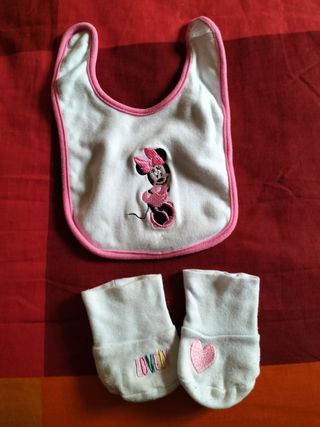 Calzini e bavetta bimba Minnie
