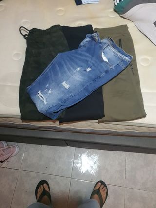 Lote de pantalones vaqueros y de chándal