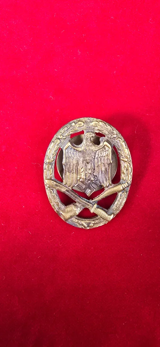 Pin Antiguo Alemania Nazi Águila y Espadas