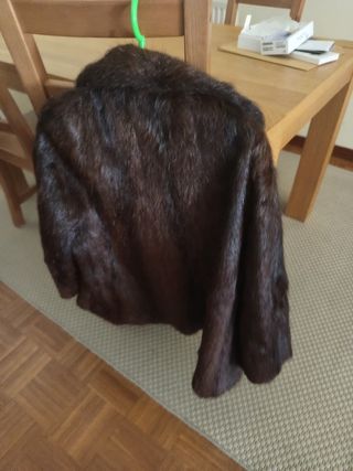 Chaqueta de pelo marrón