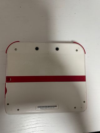 Nintendo 2DS Blanco y Rojo