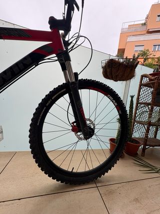 Bicicleta Rockrider ST 560 27,5