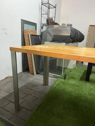 Mesa madera patas metálicas