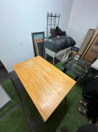 Mesa madera patas metálicas