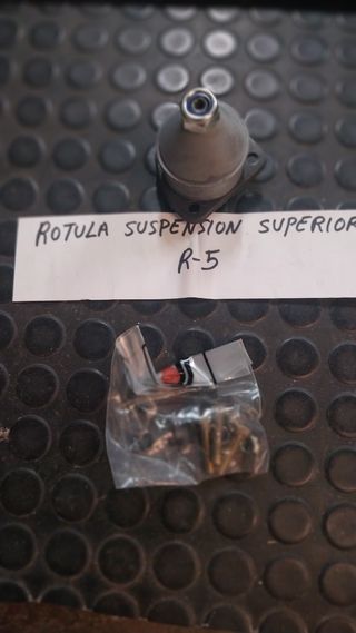 Rótula Suspensión superior. Superior R-5