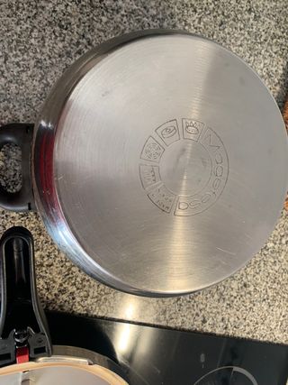 Olla a Presión Magefesa