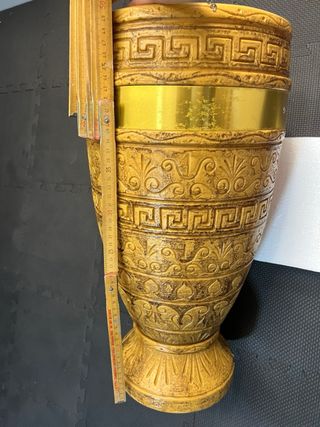 Vaso portaombrelli in metallo e resina