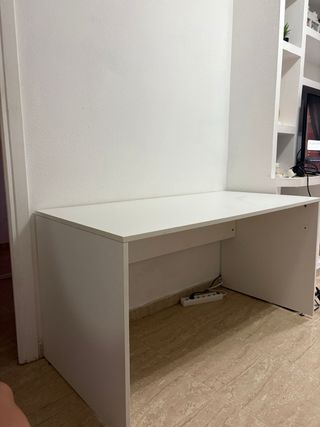 Escritorio oficina blanco