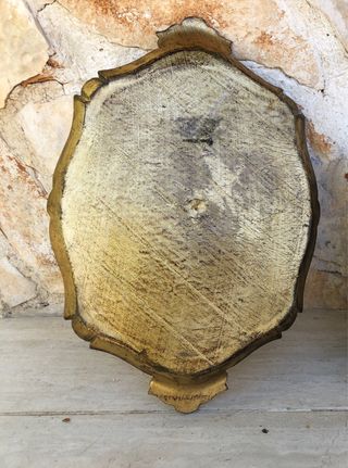 Vassoio decorativo in legno giallo e oro