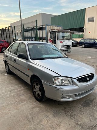 Despiece de Hyundai accent 1.3 Inyección 
Año 2003