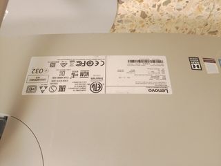 Monitor Lenovo Negro para piezas pantalla rota!!!!