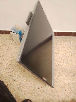 Monitor Lenovo Negro para piezas pantalla rota!!!!